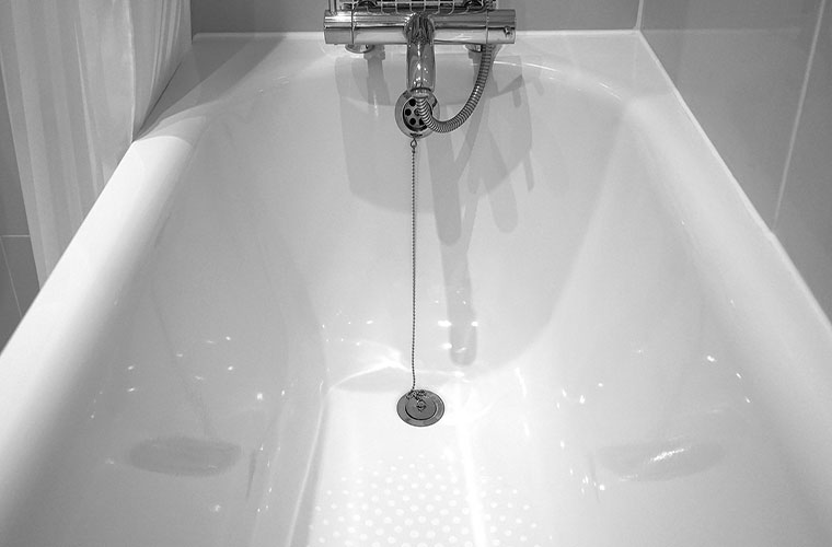 how to remove limescale from bath