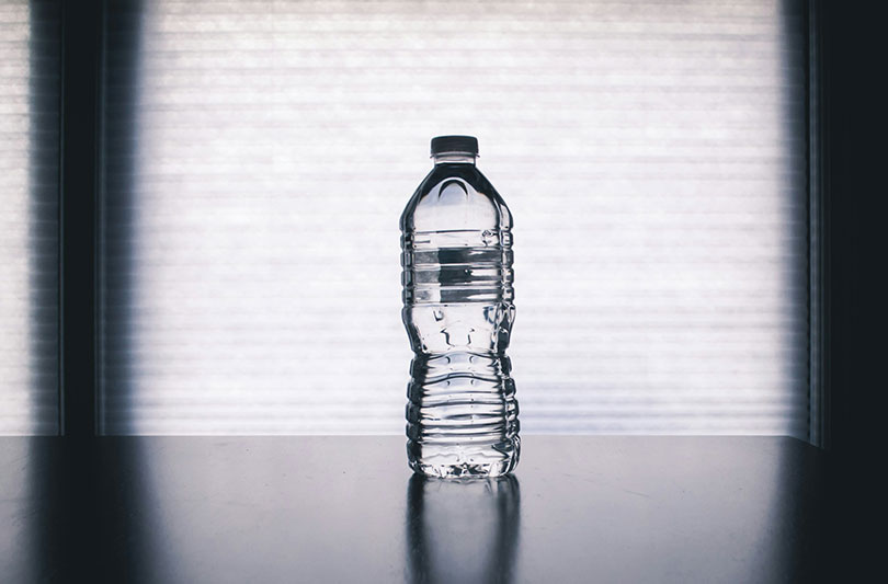 water filter vs bottled water